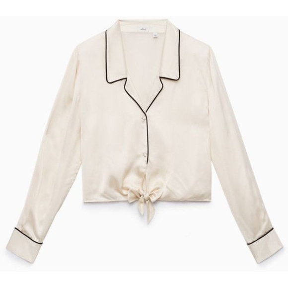 Aritzia Tops - Aritzia Peaufiner Tie-Front Blouse